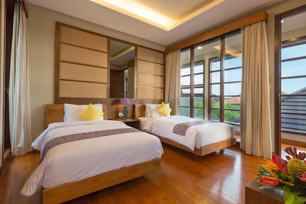 Entrada Seminyak Villa By Nagisa Bali Exteriör bild